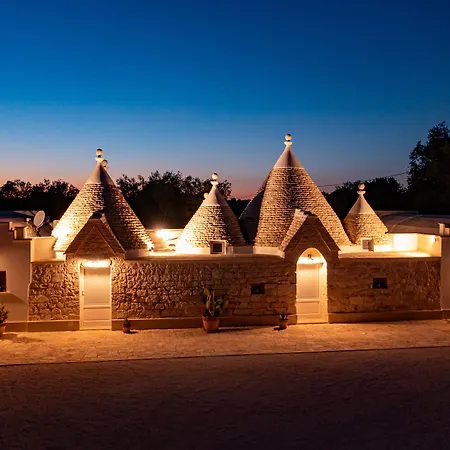 Trulli Pietraverde Couette-café 4*
