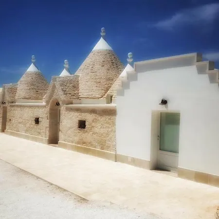 Couette-café Trulli Pietraverde 4*