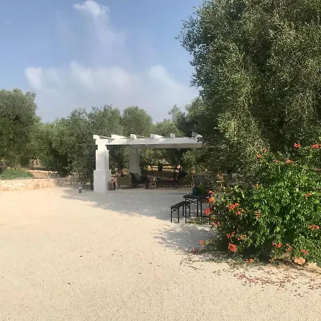B&B Trulli Pietraverde