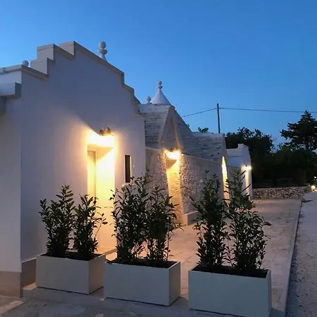 ベッド・アンド・ブレックファスト Trulli Pietraverde チェーリエ・メッサーピカ