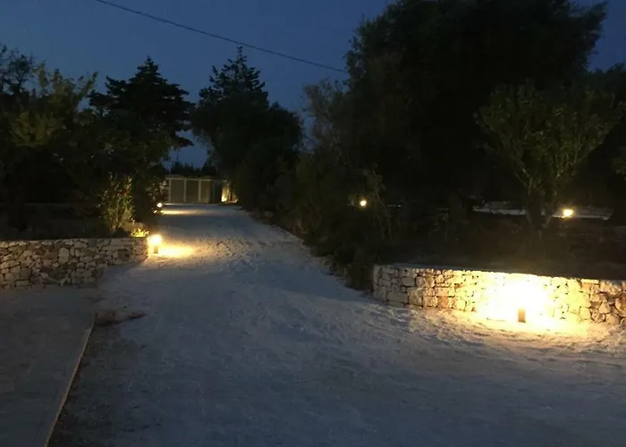 Trulli Pietraverde 4* צ'לייה מספיקה