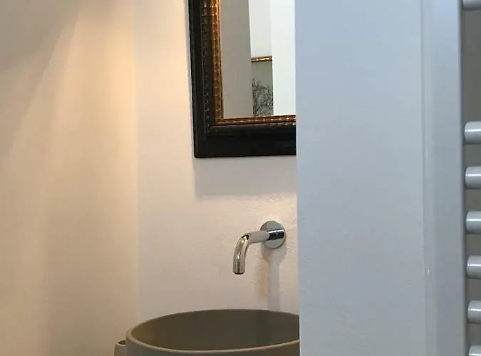 Trulli Pietraverde לינה וארוחת בוקר צ'לייה מספיקה